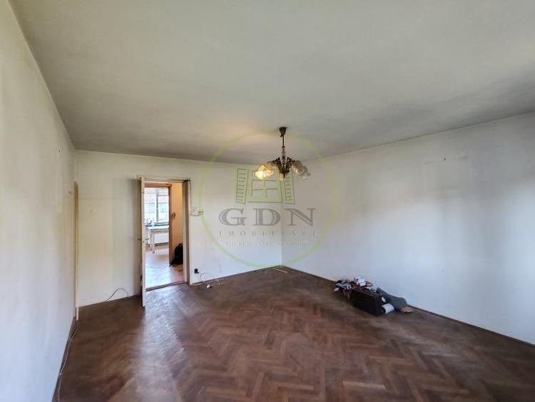 Apartament cu 3 camere decomandat în Ștrand