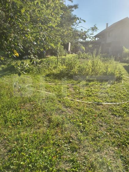 Casă individuală cu 6 camere cu Canalizare în Vest