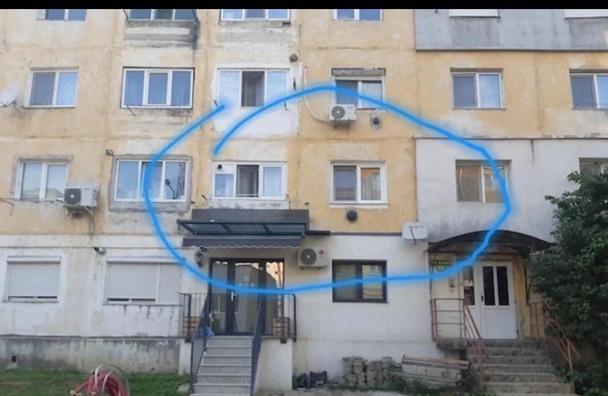 Garsonieră decomandată în Central