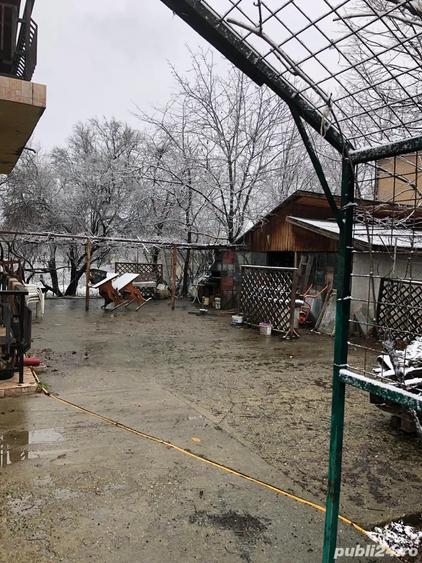 Teren de 3400 mp, în Rahova
