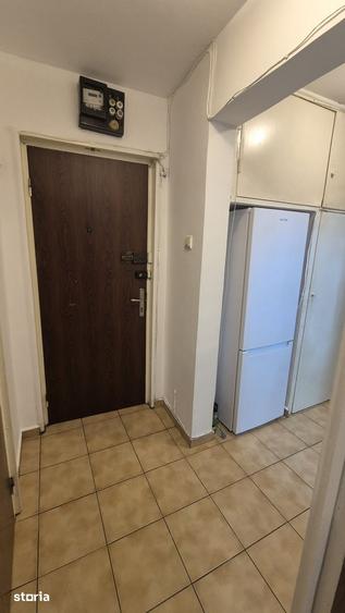 Apartament cu 2 camere decomandat în Tei