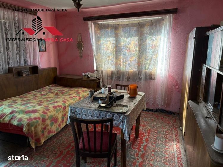 Casă cu 4 camere în Pârău lui Mihai