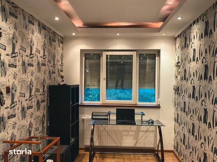 Casă cu 9 camere cu Teren 100 Mp în Centrul Civic