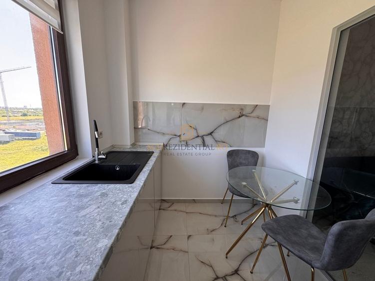 Apartament cu 2 camere semidecomandat, mobilat în Rahova