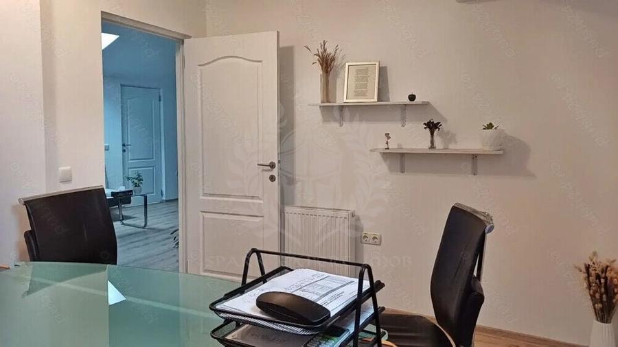Casă cu 4 camere cu Teren 212 Mp în Central