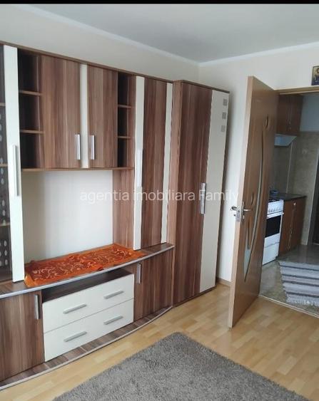 Garsoniera - etaj 1 - Zona Burdujeni Garsoniera - etaj 1 - Zona Burdujeni