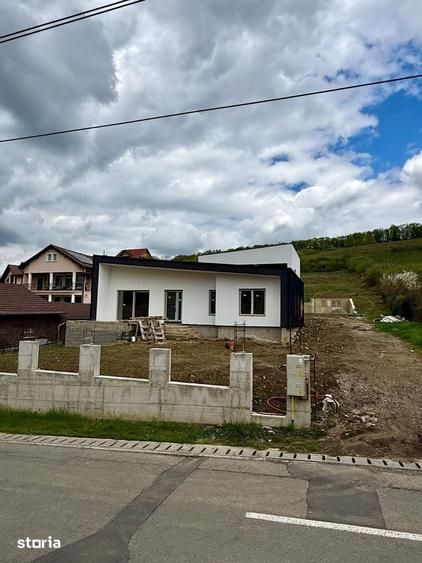 Vand casa parter moderna Corunca, str Rasaritului - 4