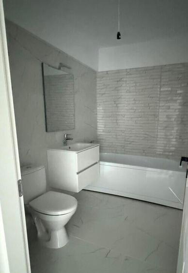 APARTAMENT DE 44 MP, LA 2 STATII DE PODU ROS - 10