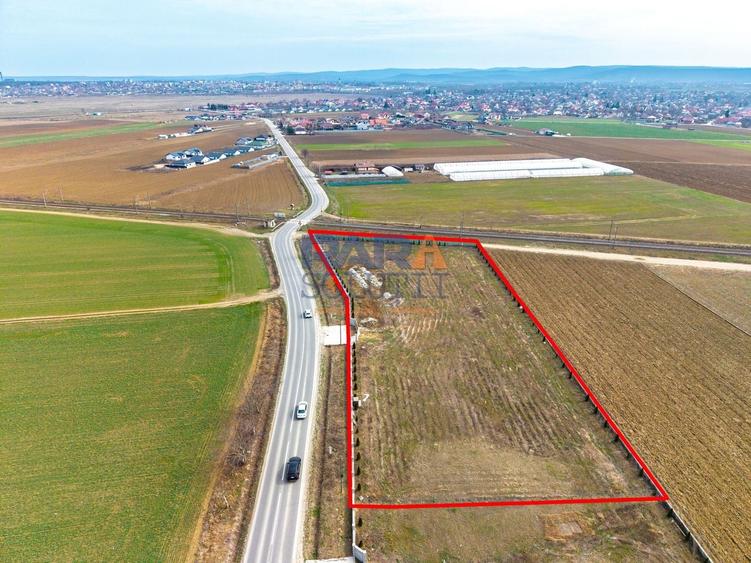 Teren 7.092 mp cu PUZ aprobat + Autorizatie / investiție autostrada A7 - 1