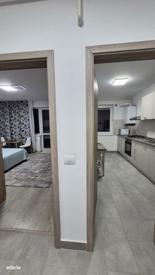 Garsoniera zona Mall Coresi - 15