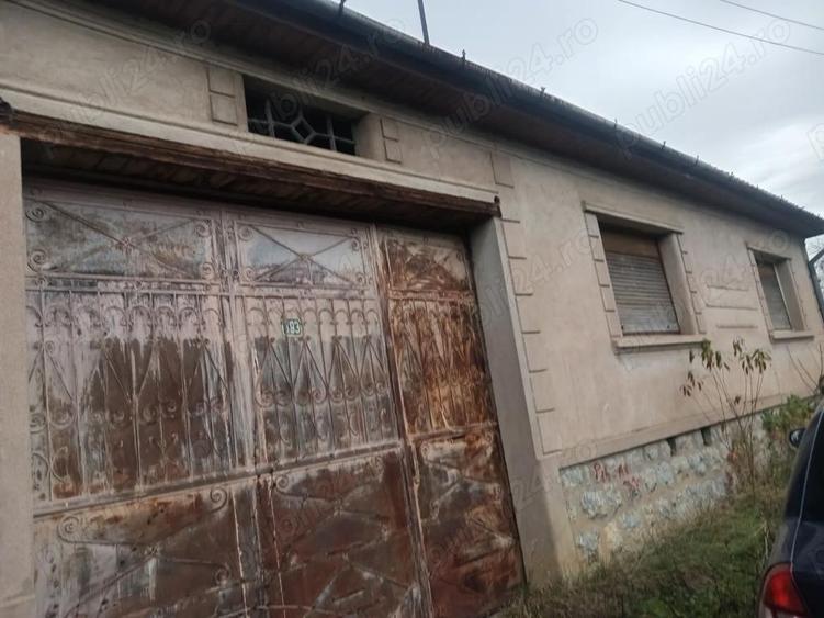 Vand casa la tara - 4