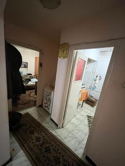 Apartament 3 camere decomandat etaj 4/4, zona vest, bloc fara risc seismic - 7