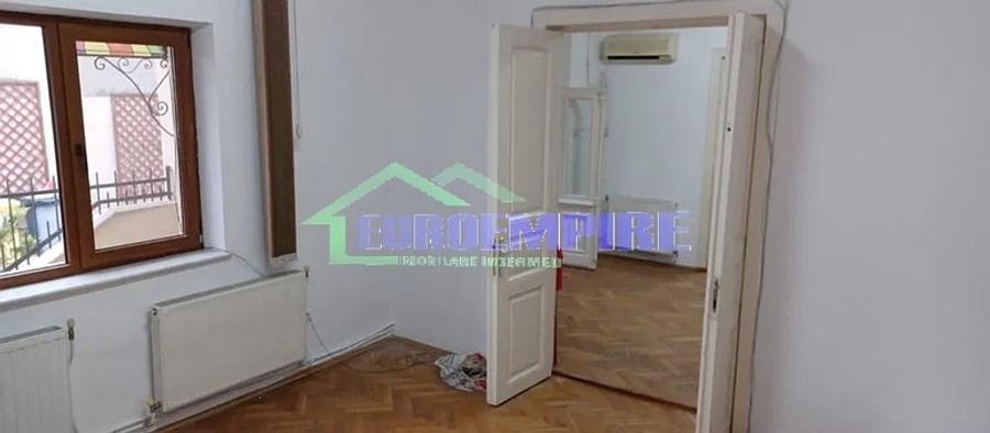 Casa 3 camere de inchiriat zona centrala ,partial mobilat,gaze - 7