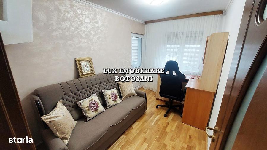 Apartament 3 camere, zona Util - 5
