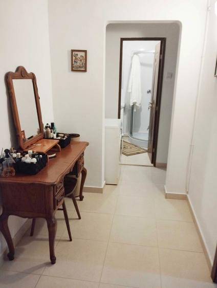 De vanzare apartament cu 4 camere doua bai 2 terase mari - 2