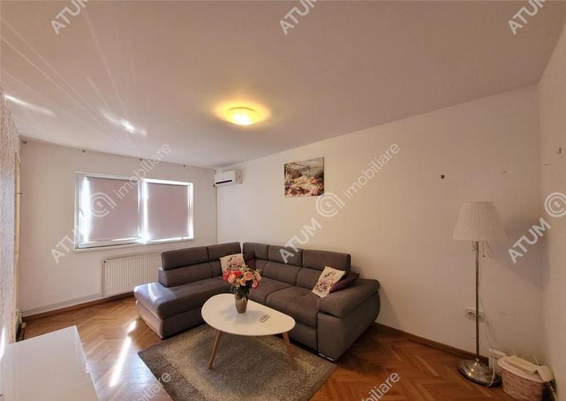 Apartament decomandat 3 camere si balcon zona Vasile Aaron d - 3