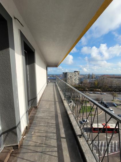 Apartament cu 2 camere decomandate, bloc nou, vedere panoramica catre port - 7