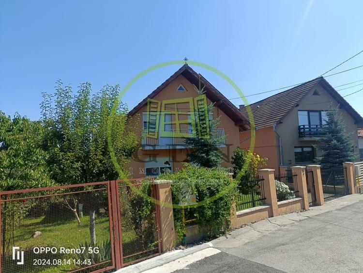 Casă-vilă de vânzare în Reghin sau schimb - 1
