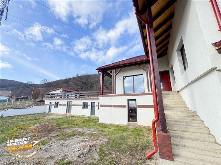 Proprietate premium cu SPA,sauna,casa oaspeti,teren 1.348 mp,acces padure, Sfant - 31