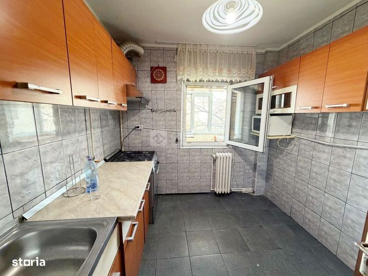 Pacurari - Petru Poni, 3 camere decomandat, amenajat, liber - 9