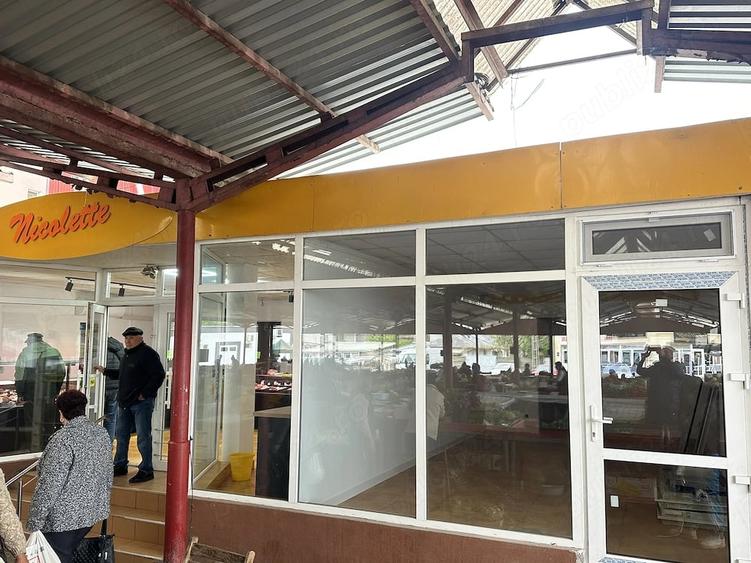 Spațiu comercial, de 30 mp, în Central