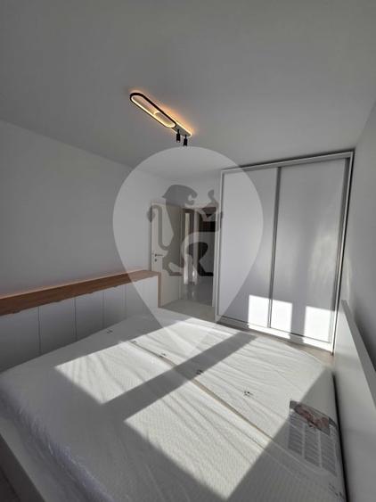 DE INCHIRIAT apartament 3 camere CORESI - 4