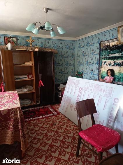 Vanzare casa batraneasca si teren in Targoviste - 2