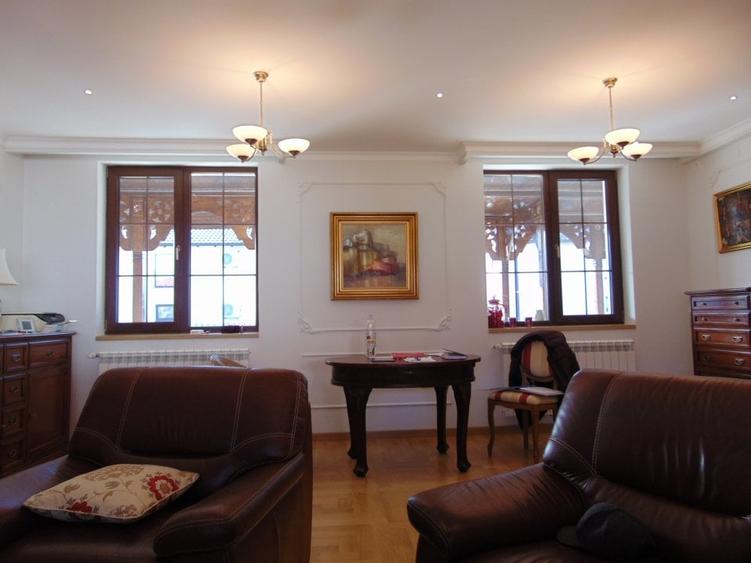 FARA COMISIOANE linga padure Vila 7 camere mobilata 4 bai 2 terase pe 1600mp - 21