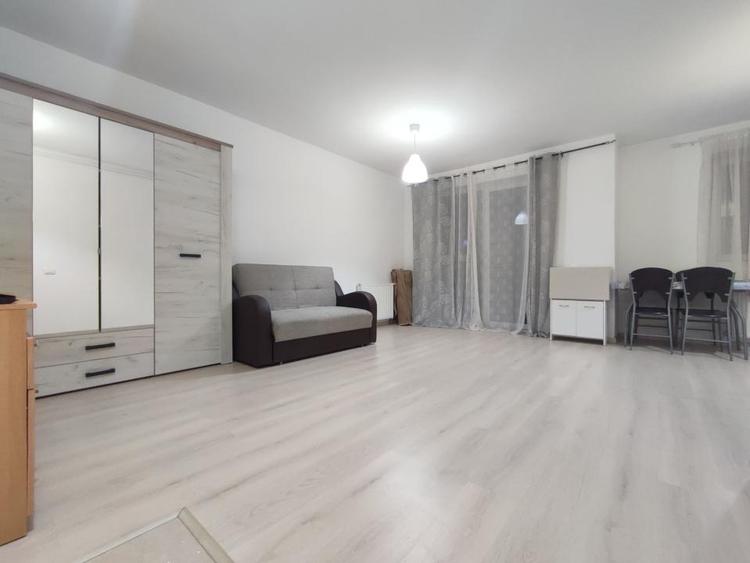 Apartament cu o camera, 34 mp, zona Florilor - 3