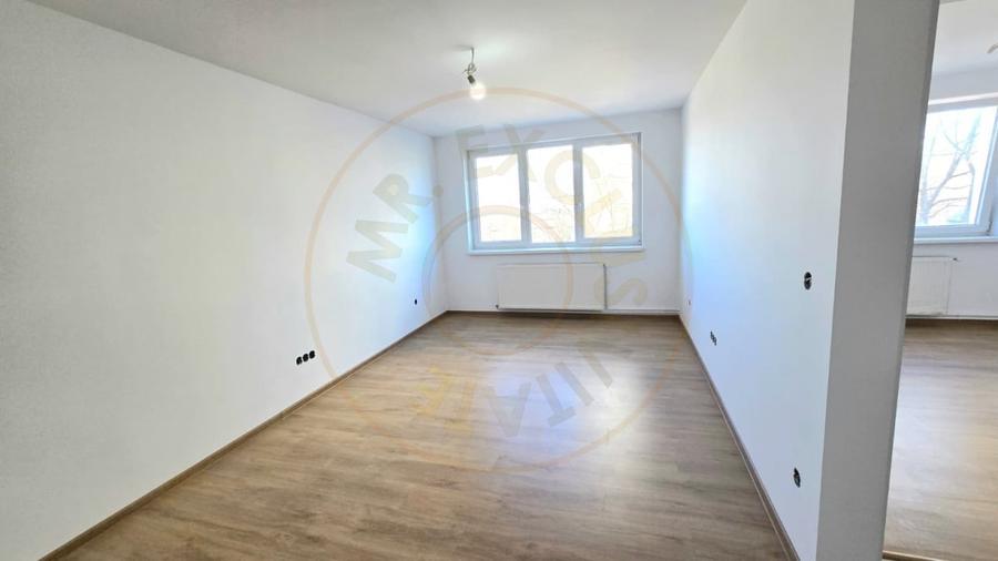 De vânzare Apartament 2 camere Luceafărul Satu Mare - 4