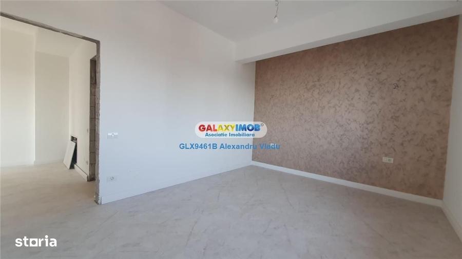 Apartament cu 4 camere în Mihai Bravu