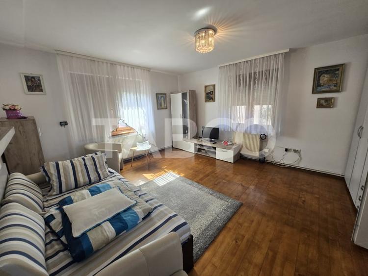 Casa individuala de vanzare 387mpu teren 624mp Sura Mica Sibiu - 3