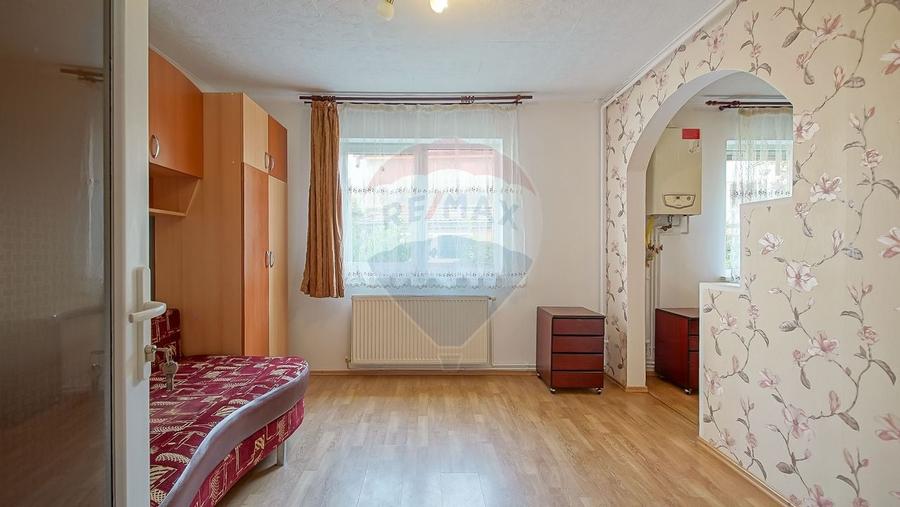 Apartament 2 camere renovat, central, Zona ISR, Râșnov - 5