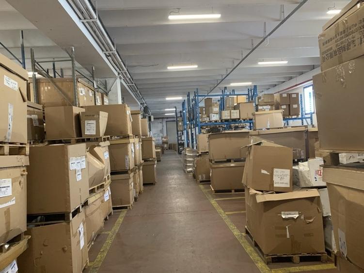 Ansamblu de spatii de productie /depozitare si birouri - 14