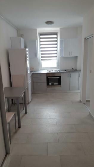 Inchiriez apartament Ared - 3