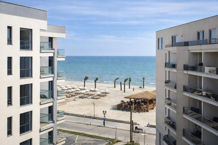 Apartament luminos cu vedere la mare, ideal investiție - 1