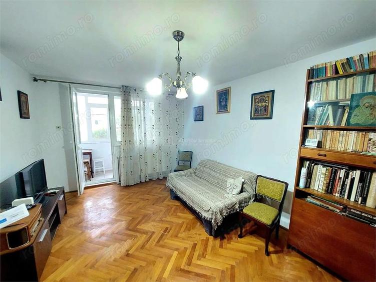 4 camere, 80 mp , etaj 4, zona Balcescu, Aleea Parcului - 4