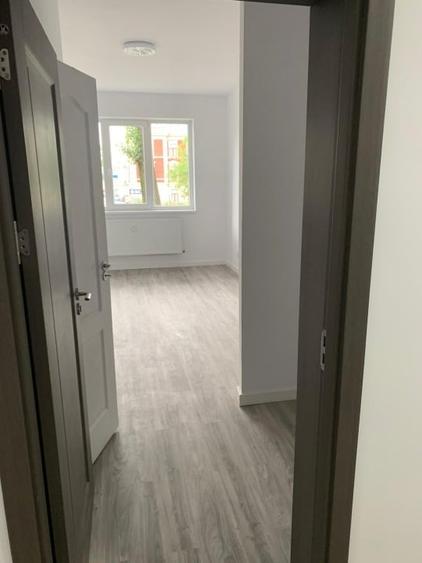 Inchiriez camera de camin parter - zona Aurel Vlaicu, Iasi - 2