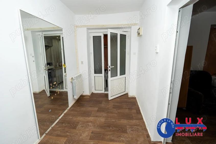 ID 6739 EXCLUSIVITATE Casa de vanzare - Strada Traian - 8