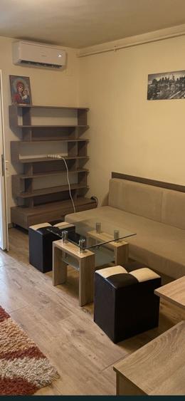 Garsoniera- Tractorul langa- Coresi Mall - 5