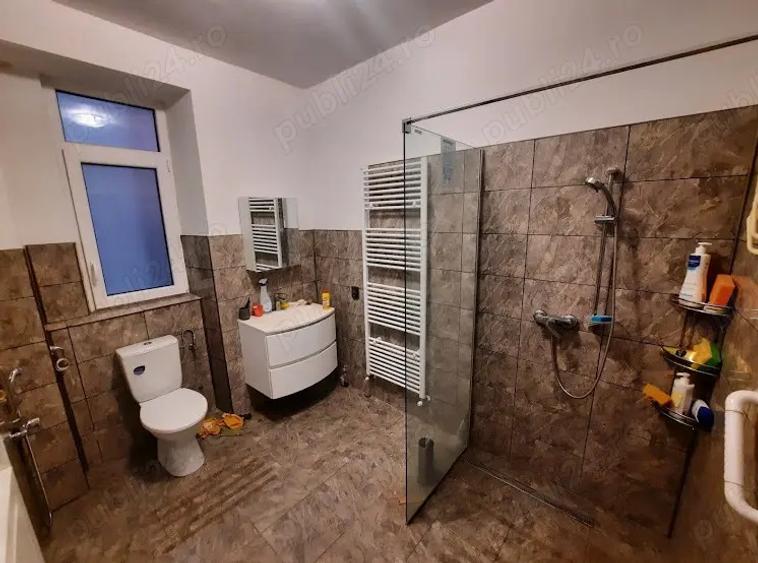 Vand casa in zona centrala - 8