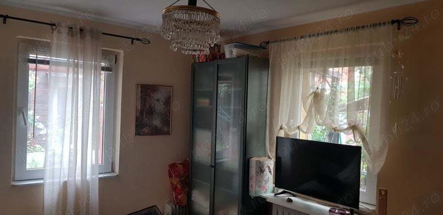 Vind Casa cu Etaj in Cantemir - 9