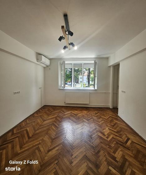 Apartament 2 camere, Pia?a 1 Decembrie, Ideal pentru birou sau cabinet - 6