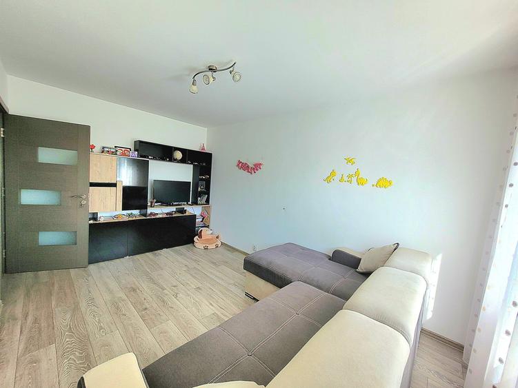 Apartament 3 camere, zona Astra, Brasov - 2