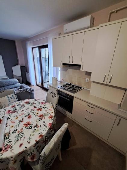 Apartament 2 camere 54mp, balcon 10mp, parcare, finisat modern, etaj intermediar - 4