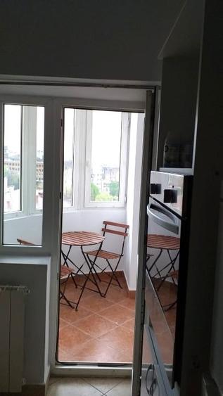 Particular oferă ultracentral, apartament 3 (4) camere cu garaj, în imobil 1979, - 4