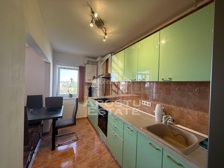 Apartament cu 2 camere, zona Aradului Apartament cu 2 camere, zona Aradului