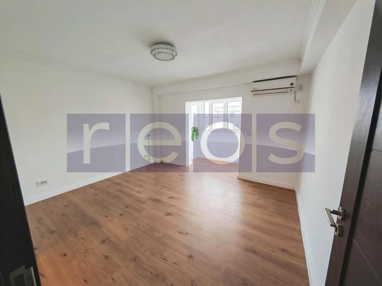 Apartament cu 4 camere decomandat, mobilat în Decebal
