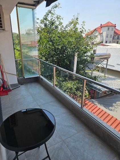 Inchiriez apartament 3 camere Parcul Circului / Tei - 12