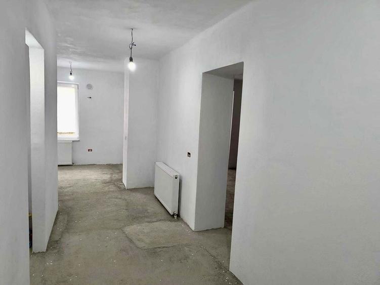 Apartament 3 camere, parter, central, universitate - 2